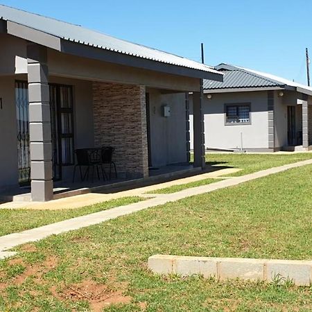 Enkhosi Guest Lodge Nhlangano Exterior photo